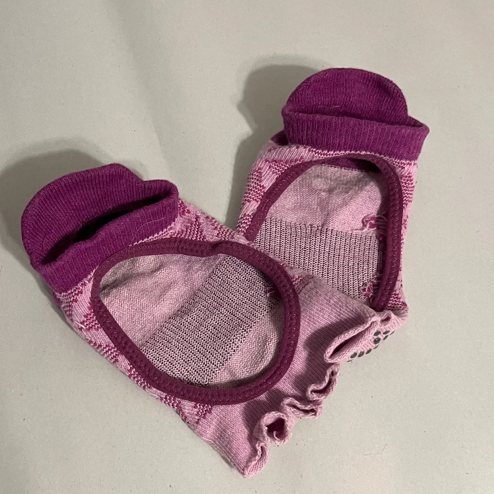 Toe Sox grip socks
